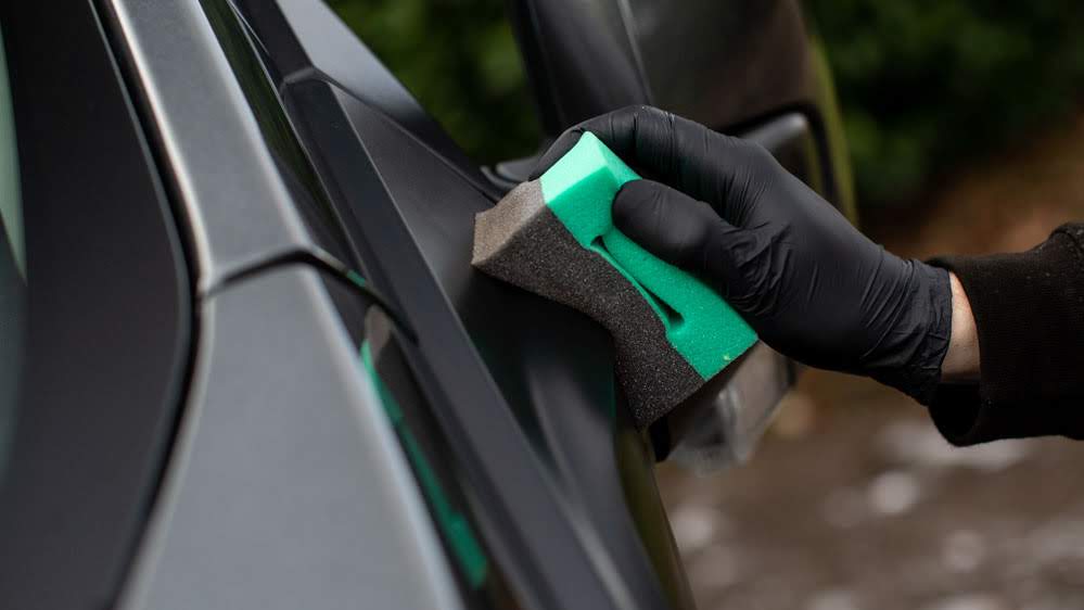 Tyre & Trim Applicator on trim
