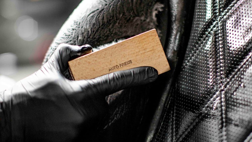 Hide leather cleanser brush